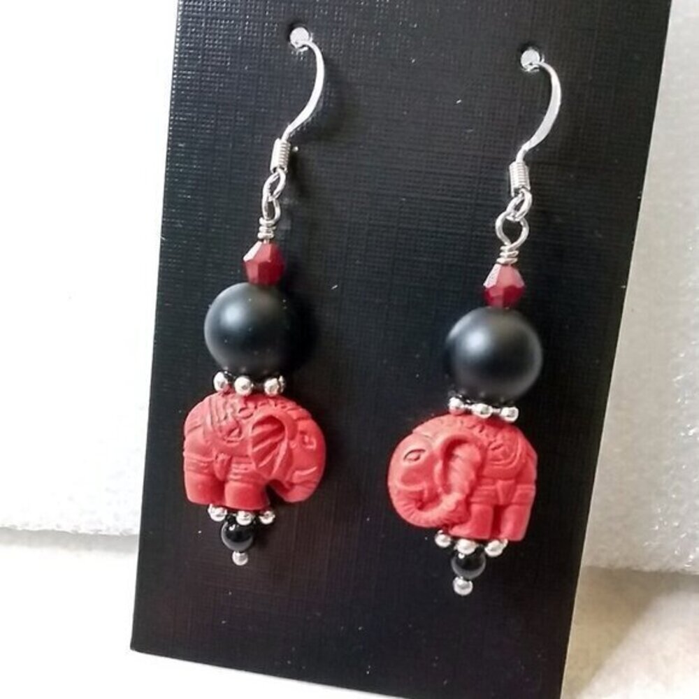 Super Cute! Large & Chunky! Black + Red Elephant Dangle Earrings! Tuskers!!! - Picture 4 of 10